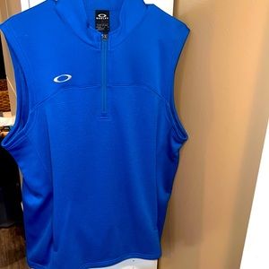 Oakley golf vest